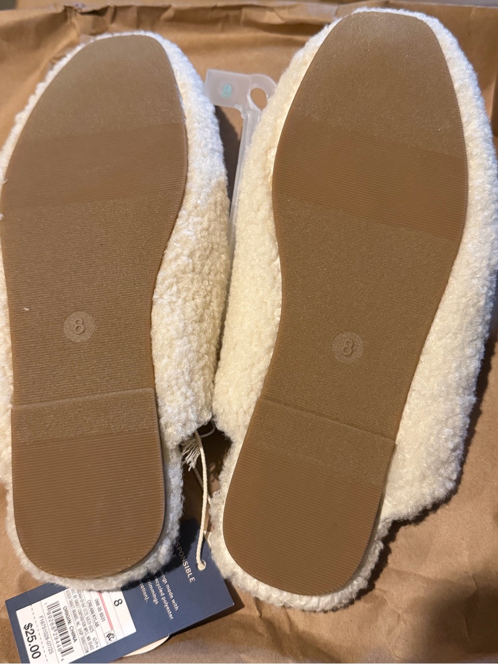 Universal Thread Cream Plush Sherpa Slip-On Slippers - Picture 7 of 7